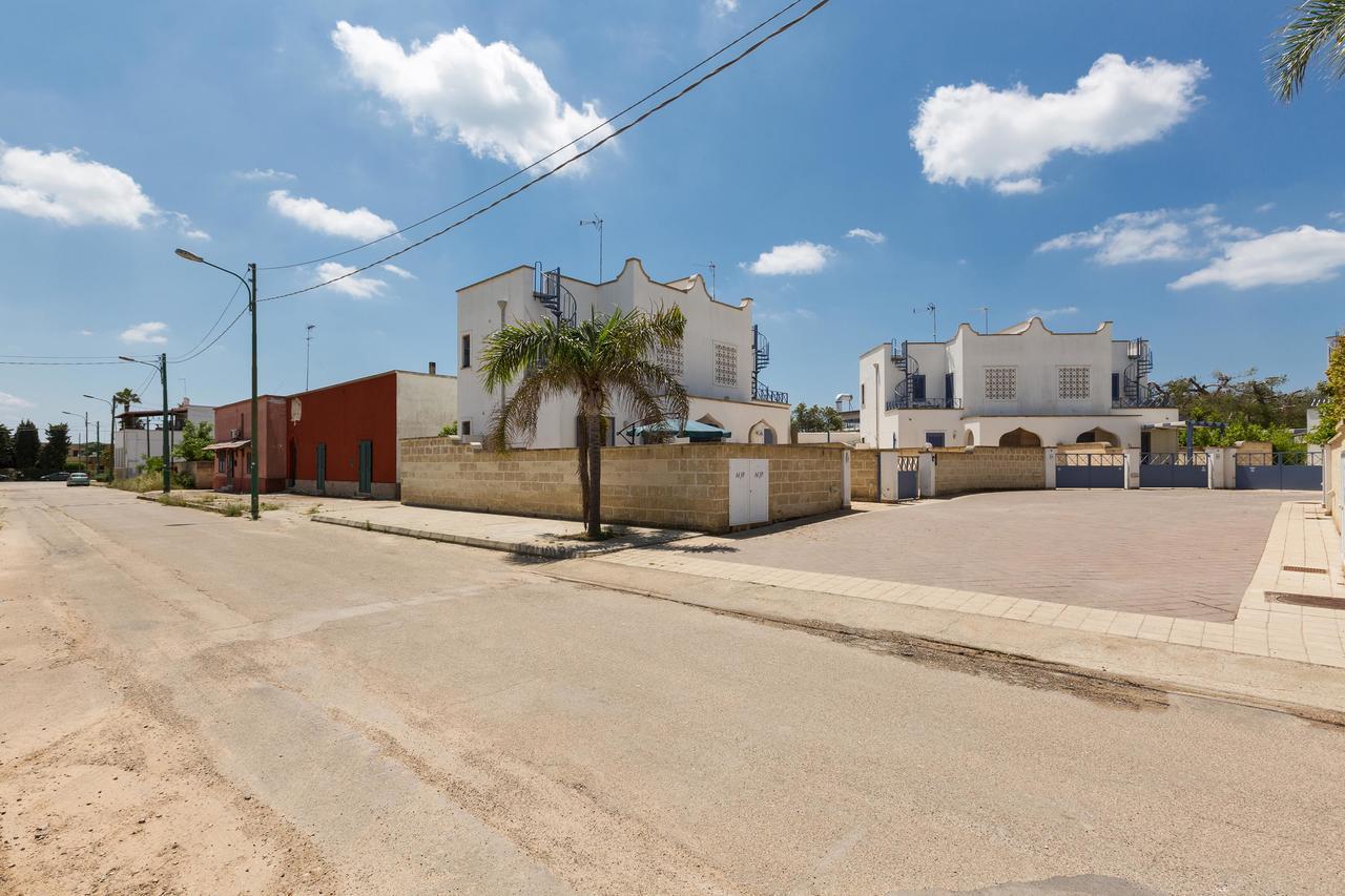 Villino Gemma Celeste By Barbarhouse Torre Lapillo Exterior photo